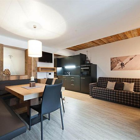 Burgus - Design Suites & Apartments Burgusio Luaran gambar