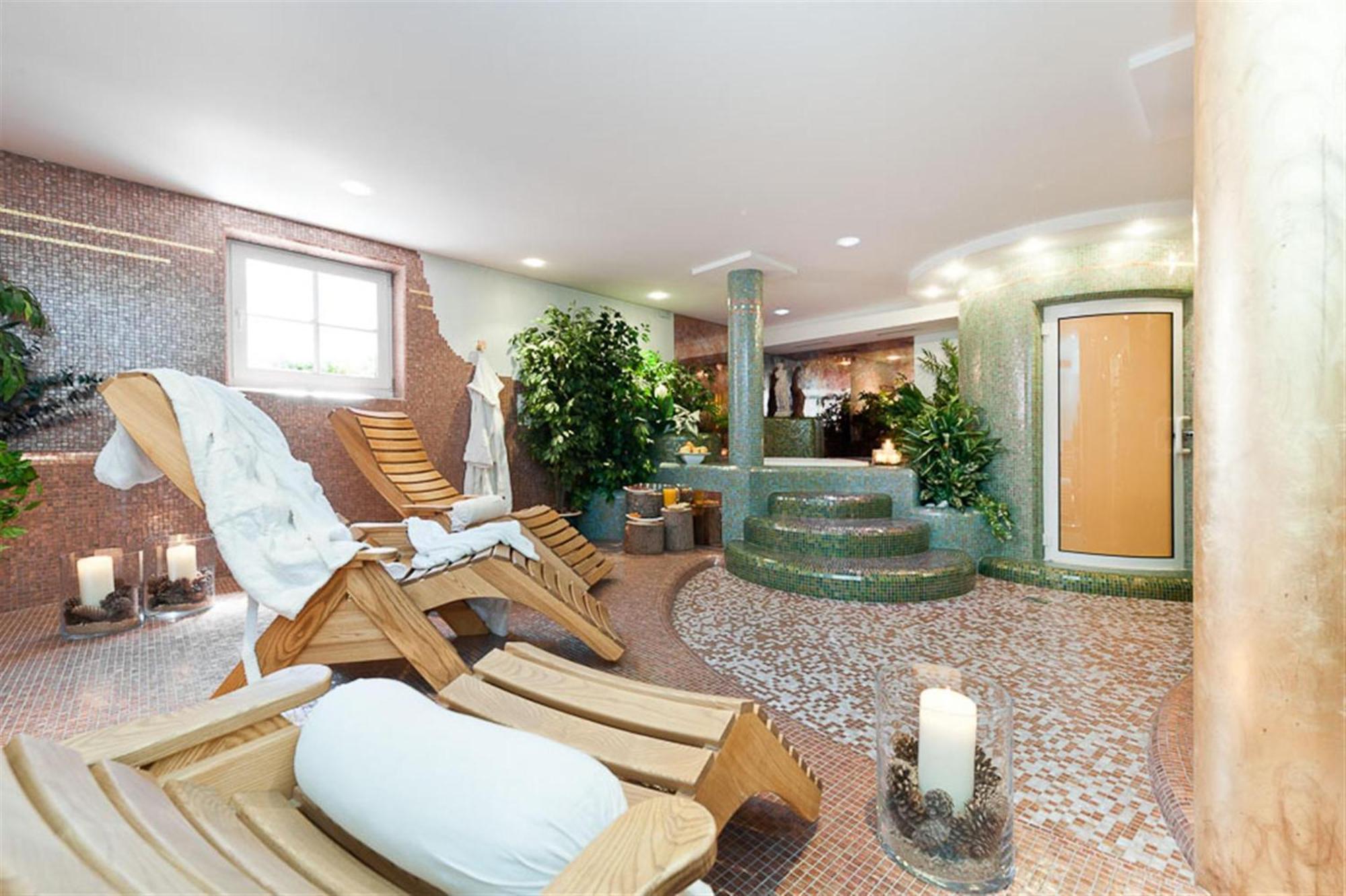 Burgus - Design Suites & Apartments Burgusio Luaran gambar
